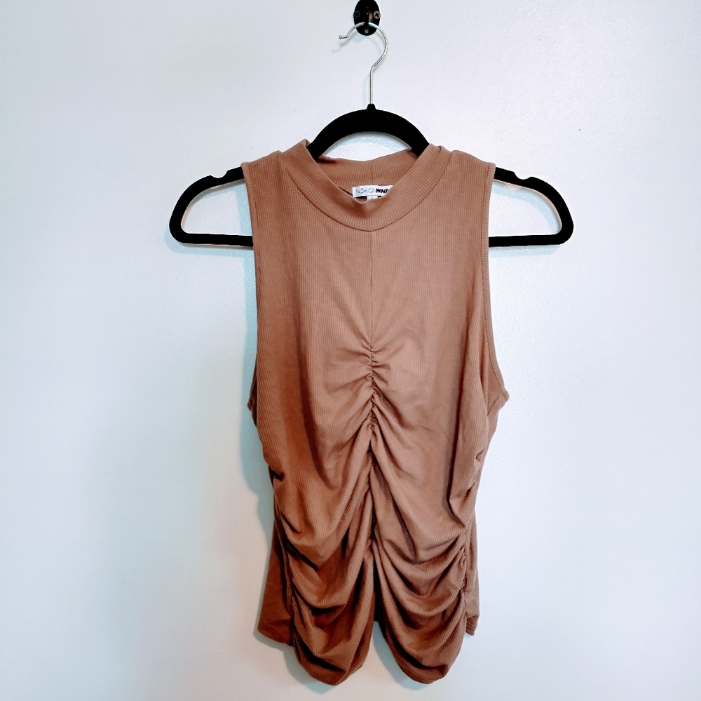 Fashion Nova mock neck brown ribbed tank top size large with rushed front